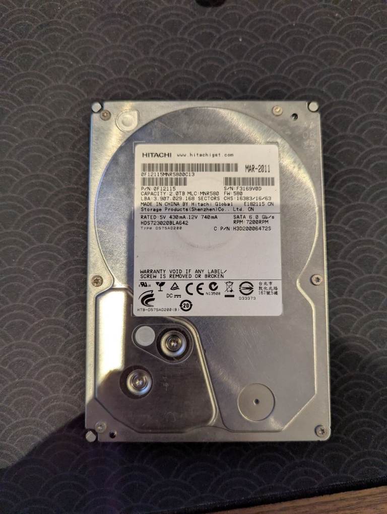 Hitachi 2 TB 7200 rpm HDD hard drive 3.5"