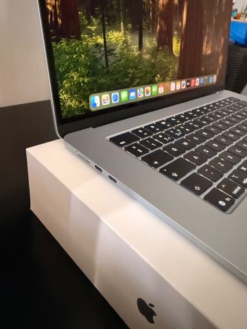 MacBook Air M4 15