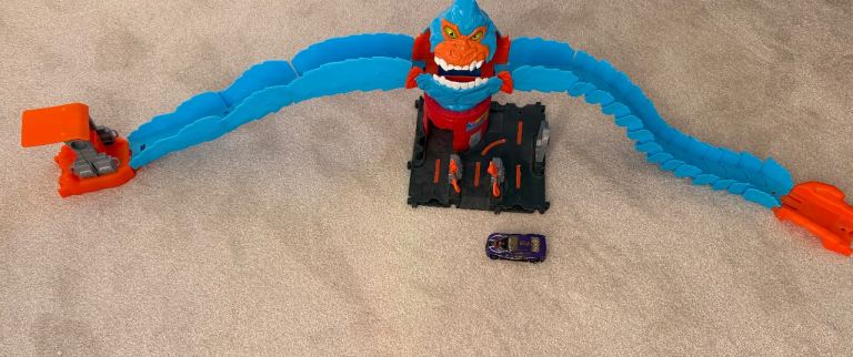 Hot Wheels Gorilla Wreck ‘n Ride Attack 