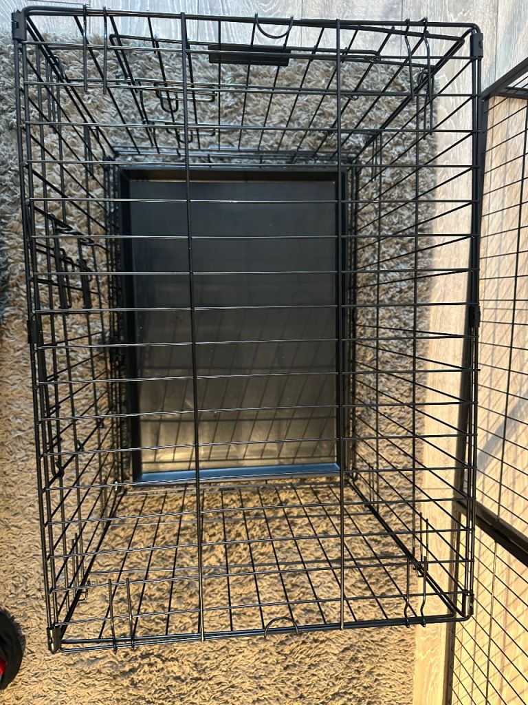 Fur dreams 24 inch dog crates 2 available 