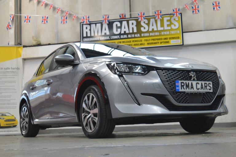 2020 Peugeot E-208 100kW Active 50kWh Electric Auto ONLY 15000 MILES Hatchback Electric Automatic