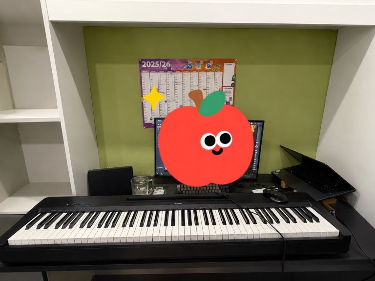 Yamaha P-145BT Digital Piano - Black, As Good As New