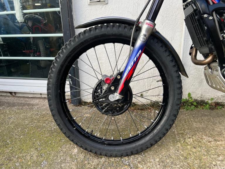 HONDA MONTESA COTA 301RR TRIALS BIKE ROAD REG