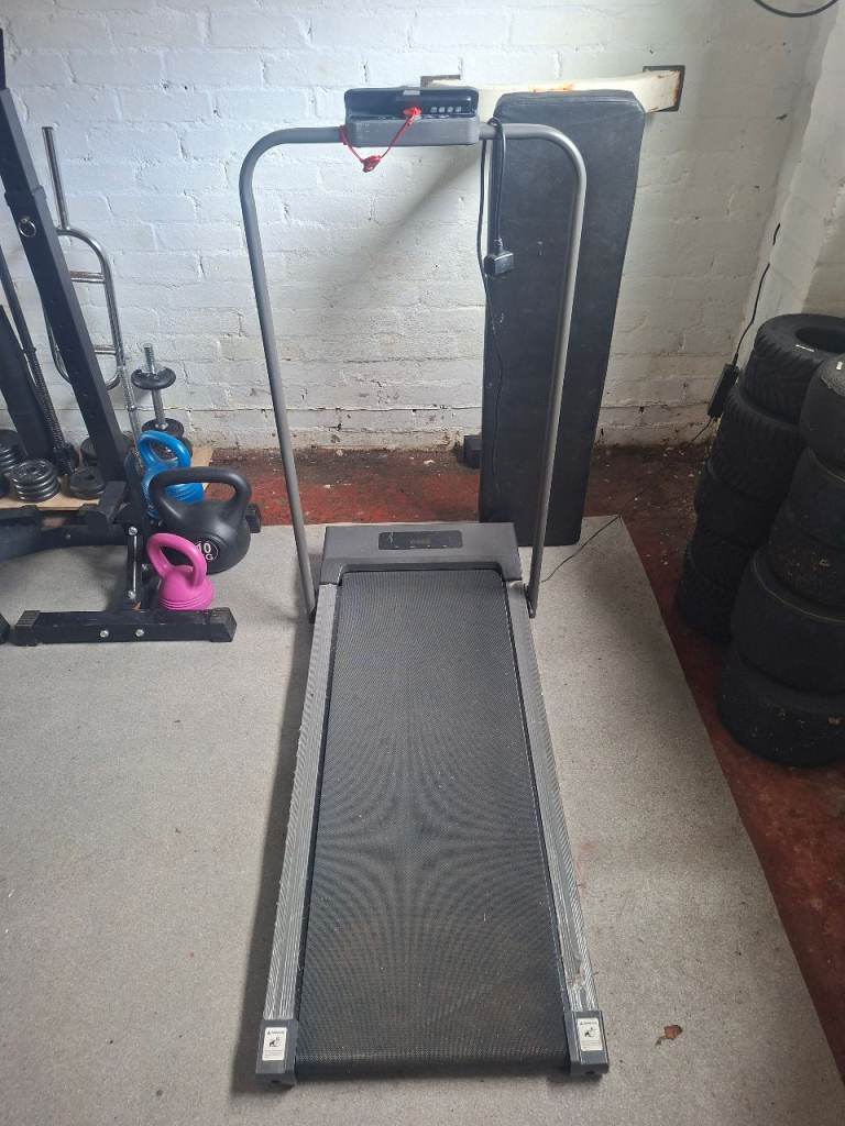 Walking pad / treadmill