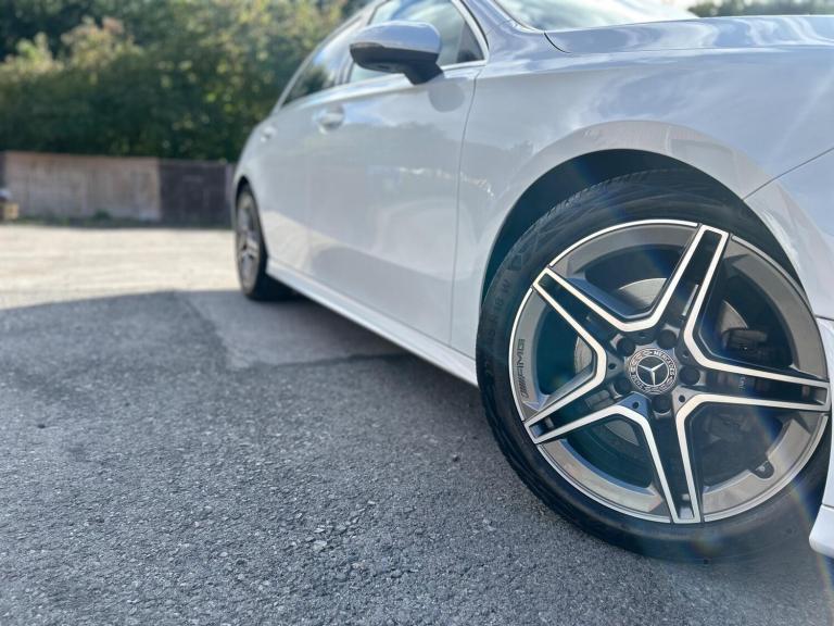 2020 Mercedes-Benz A-Class A180 AMG Line Executive 5dr Auto HATCHBACK PETROL Automatic