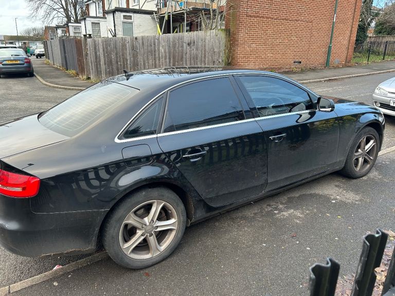 Audi, A4, Saloon, 2012, Manual, 1968 (cc), 4 doors