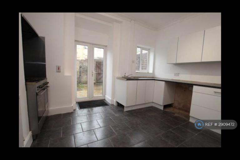 2 bedroom house in Garnett Street, Darwen, BB3 (2 bed) (#2909472)