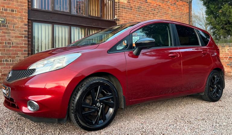 2013 Nissan Note 1.5 dCi Tekna 5dr MPV Diesel Manual
