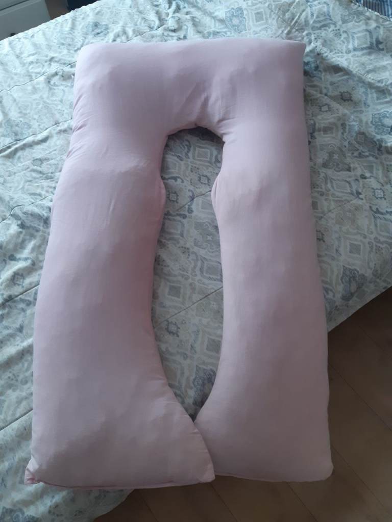 Pregnancy pillow 