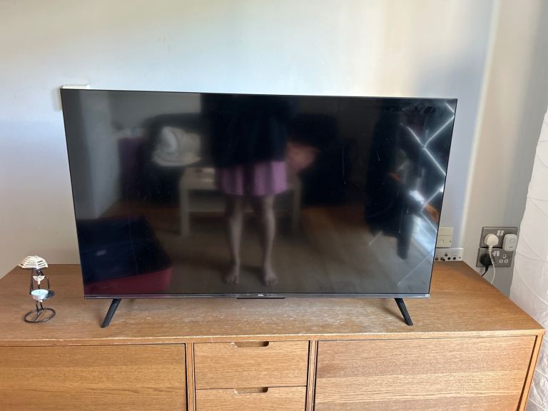 Flat Screen TV - 1 month old