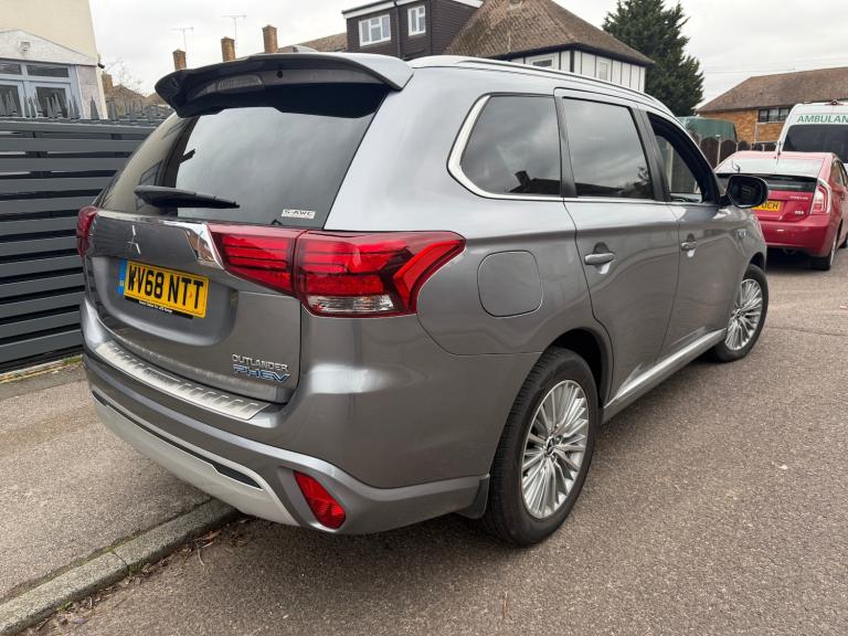 2018 Mitsubishi Outlander 2.4 PHEV 4h 5dr Auto ESTATE Petrol Parallel Phev Automatic
