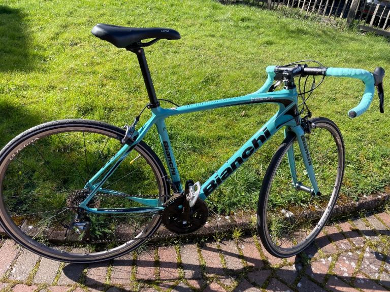 Bianchi Intenso Ultegra Full Carbon Road Bike 