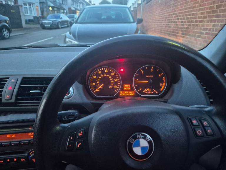 BMW, 1 SERIES, Hatchback, 2005, Manual, 1995 (cc), 5 doors