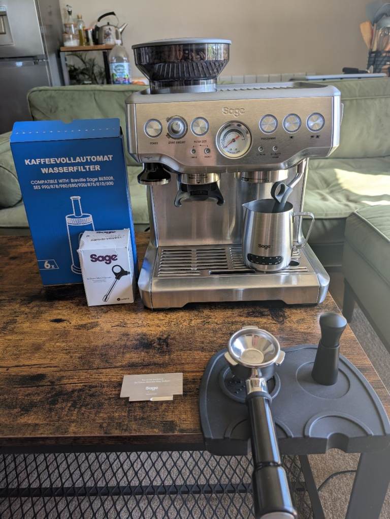 Sage Barista Express Espresso Machine - Silver, Great Condition