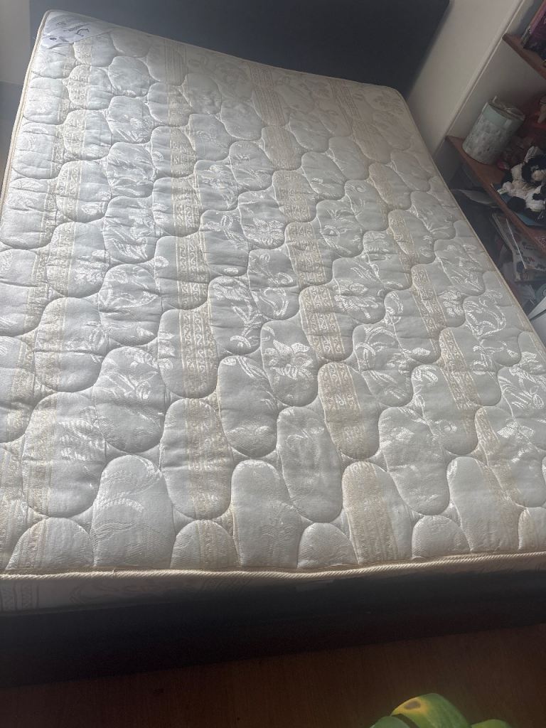 Free Double bed mattress 