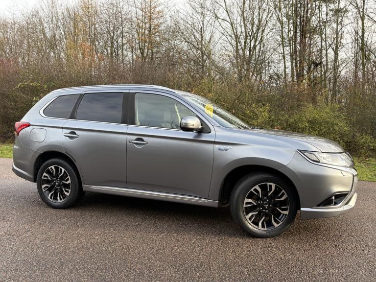 MITSUBISHI OUTLANDER 2.0 12kWh Juro 2017