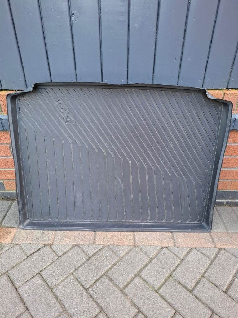 GENUINE AUDI A3 SPORTBACK BOOT LINER FOR 8V MODELS 2013 - 2020