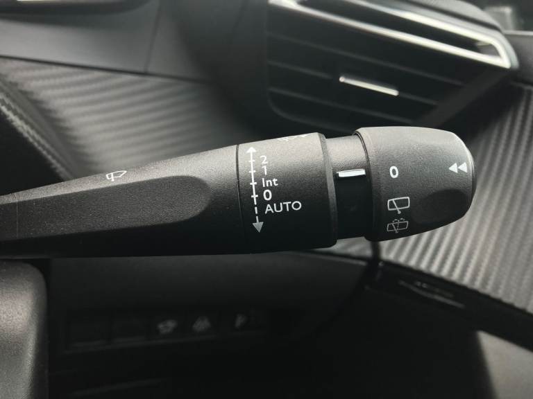 2022 Peugeot 2008 100kW Active Premium 50kWh 5dr Auto Estate ELECTRIC Automatic