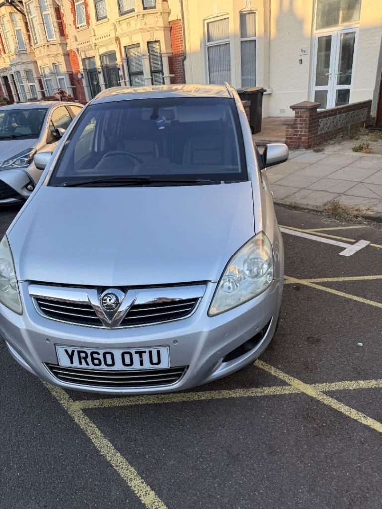 Vauxhall, ZAFIRA, MPV, 2010, Manual, 1686 (cc), 5 doors