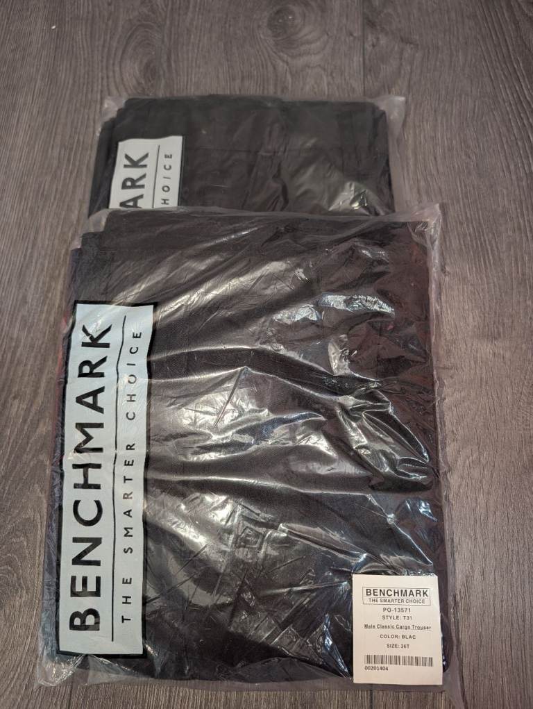 Brand New Benchmark Work Cargos