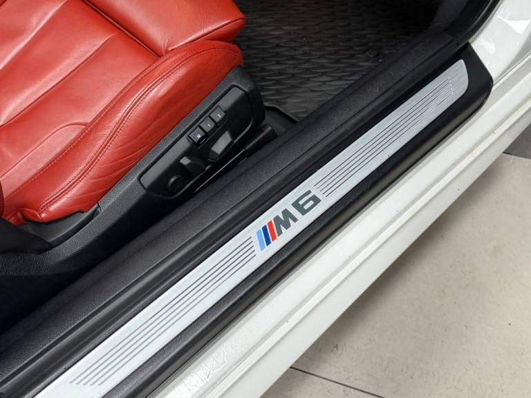 2014 61 BMW M6 4.4 V8 CONVERTIBLE 2DR PETROL DCT EURO 5 (S/S) (560 PS)