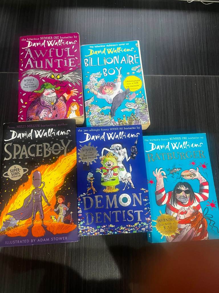  David Walliams Books x5 - Awful Auntie, Billionaire Boy, Spaceboy, Demon Dentist, Ratburger