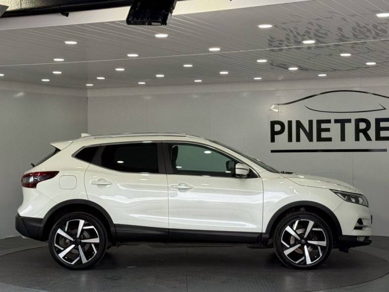 2021 Nissan Qashqai 1.3 DIG-T N-Motion SUV 5dr Petrol Manual Euro 6 (s/s) (140 ps) HATCHBACK Petr...