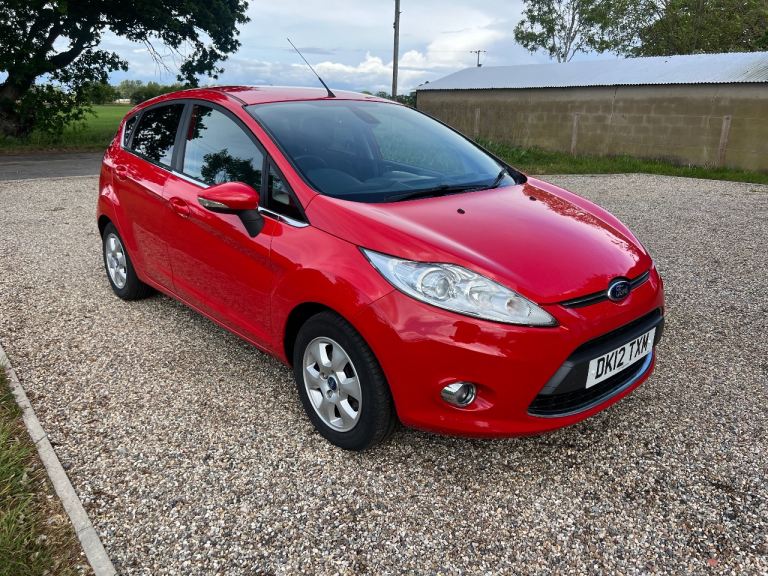 Ford, FIESTA, Hatchback, 2012, Manual, 1560 (cc), 5 doors