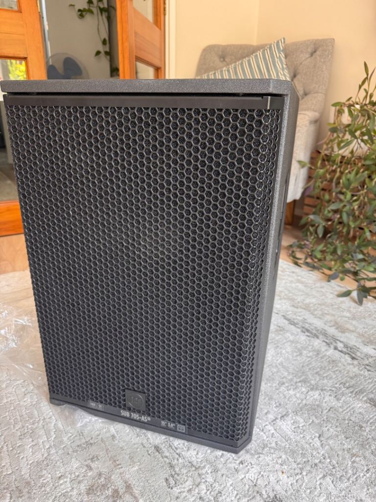 RCF SUBWOOFER 705-AS - open to offers 
