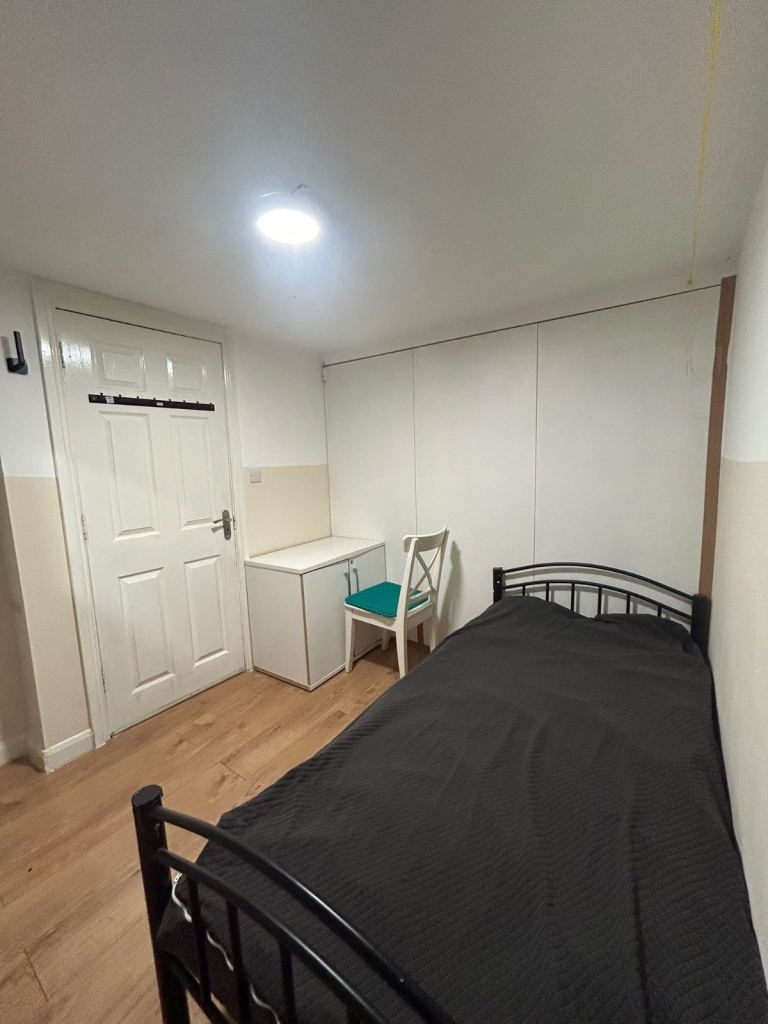 Rent Room 