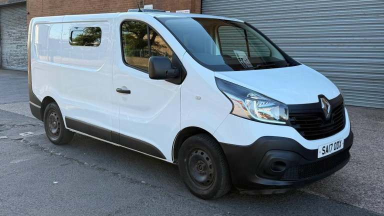 2017 Renault Trafic 1.6 dCi 27 Business SWB Standard Roof Euro 6 5dr PANEL VAN Diesel Manual