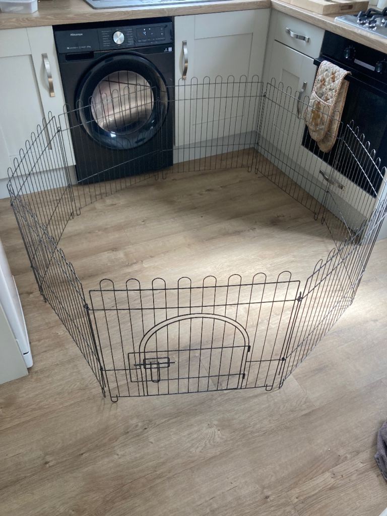 Puppy pen 