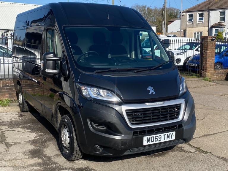 2020 Peugeot Boxer 2.2 BlueHDi 335 Professional Panel Van 5dr Diesel Manual L2