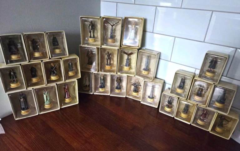 Lord of the Rings Chess Set Figures - Full Collection