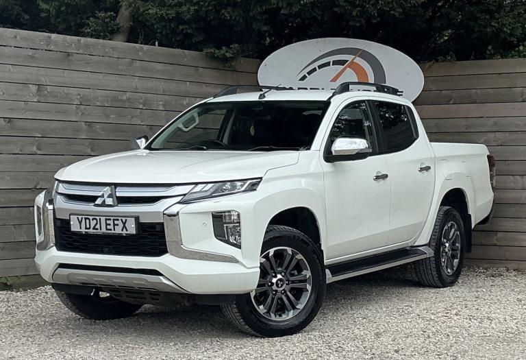 MITSUBISHI L200 2.2 DI-D DC Barbarian X 2021