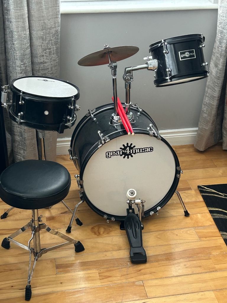 Gear4music Junior 3 Piece Drum Kit – Black, Good Condition