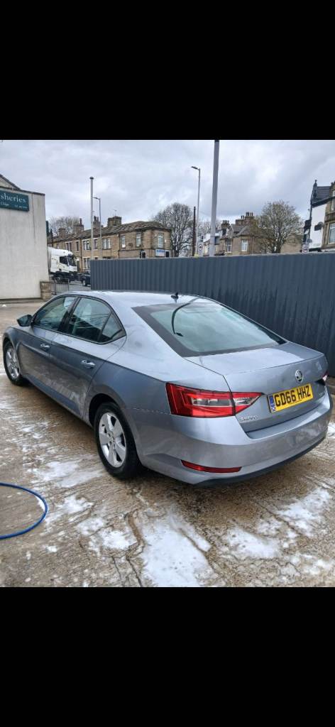 Skoda, SUPERB, Hatchback, 2016, Manual, 1598 (cc), 5 doors
