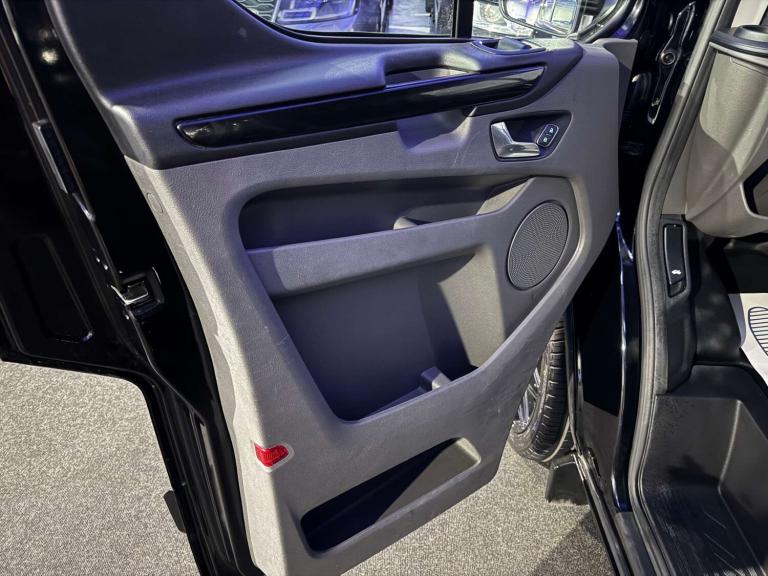 2022 Ford Transit Custom 2.0 Transit Custom 300 Limited EcoBlue 5dr Panel Van Diesel Manual