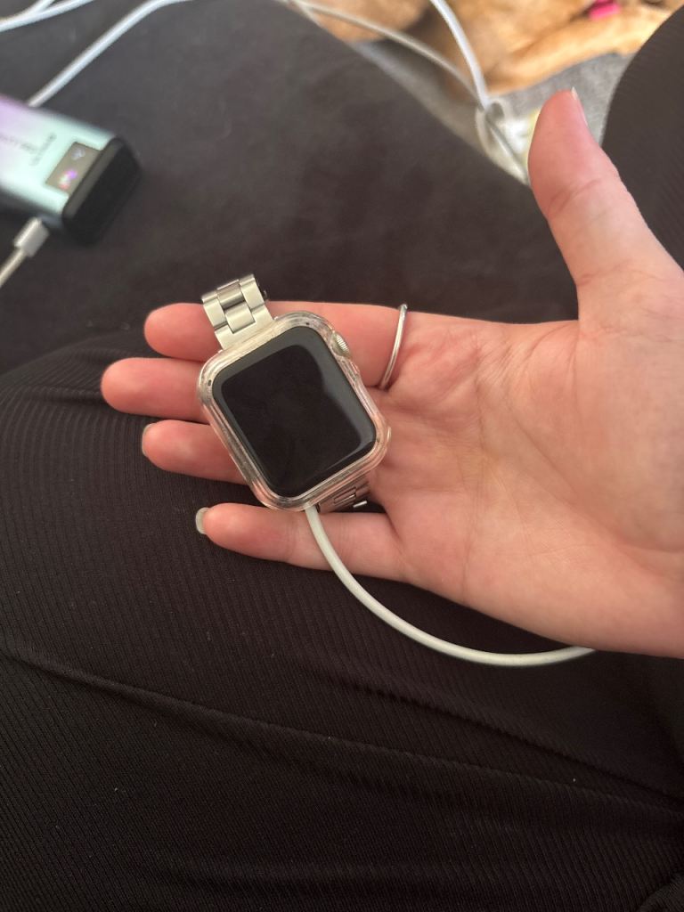 (used) Apple Watch SE