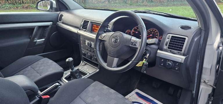 2007 Vauxhall Vectra 2.0 CDTI SRI XP FULL YEARS MOT