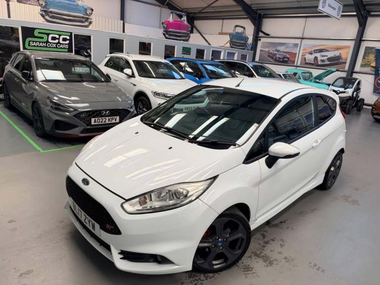 2017 Ford Fiesta 1.6 EcoBoost ST-3 3dr HATCHBACK PETROL Manual