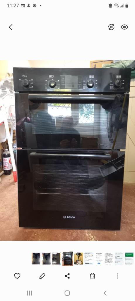 Integrated bosch  double oven.