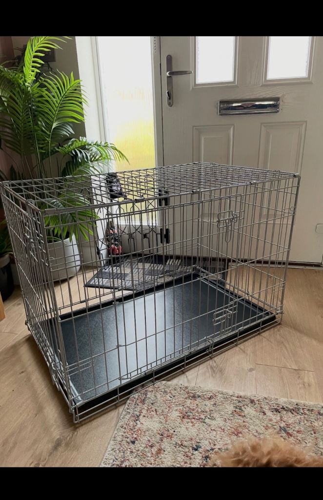 Medium Dog Crate and Cover 