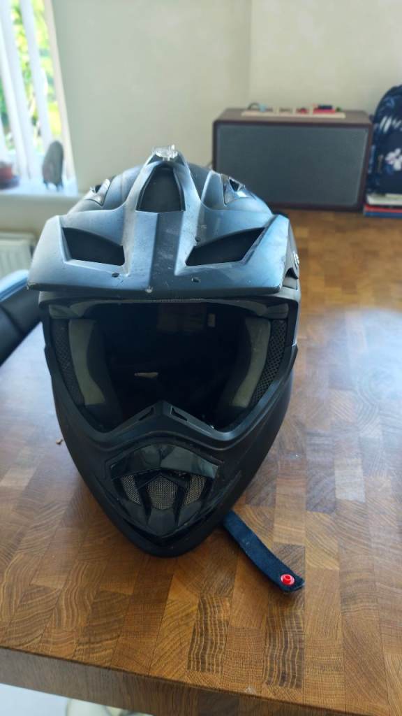 carry passenger helmet on motorcycle Bra Options:Giant Helmet Pendant + 19MM Diamond Prong Cuban Chain White Gold 24