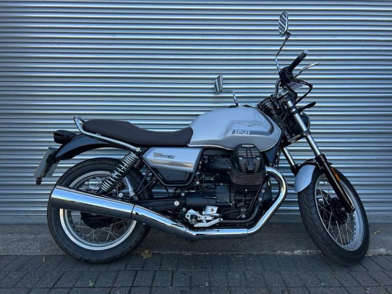 Moto Guzzi V7 850 Special
