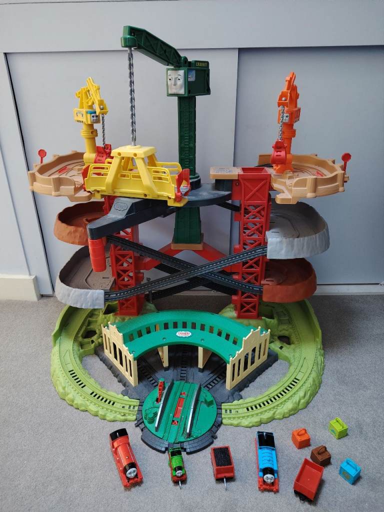 Thomas & Friends Multi-Level Track Set Trains & Cranes Super Tower with Thomas & Percy