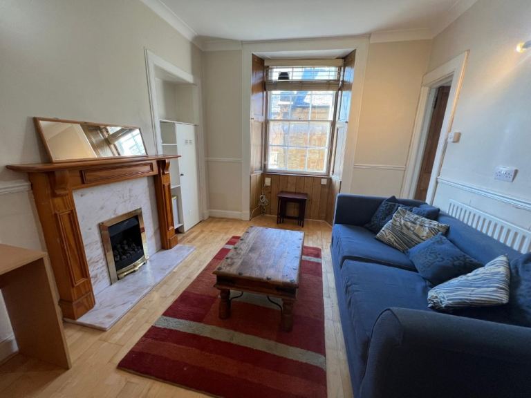 1 bedroom flat in Broughton Street, New Town, Edinburgh, EH1 3RH