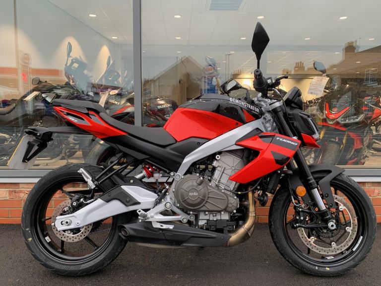 image for Aprilia Tuono 457 - APRILIA WARRANTY UNTIL 30/09/2027