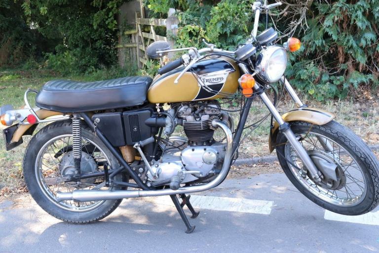 1971 Triumph Bonneville T120R pretty much all original and untouched.