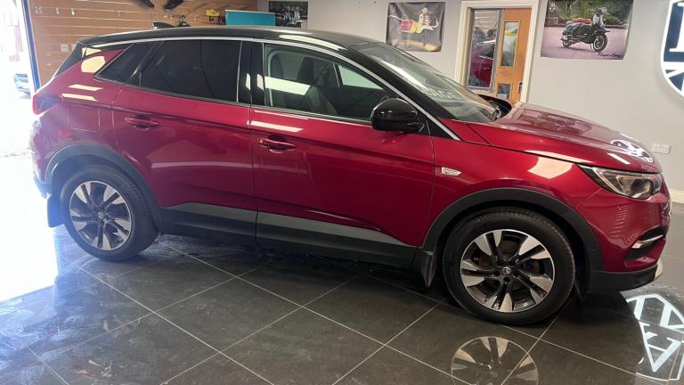 2021 Vauxhall Grandland X 1.5 Turbo D SRi Nav 5dr HATCHBACK Diesel Manual